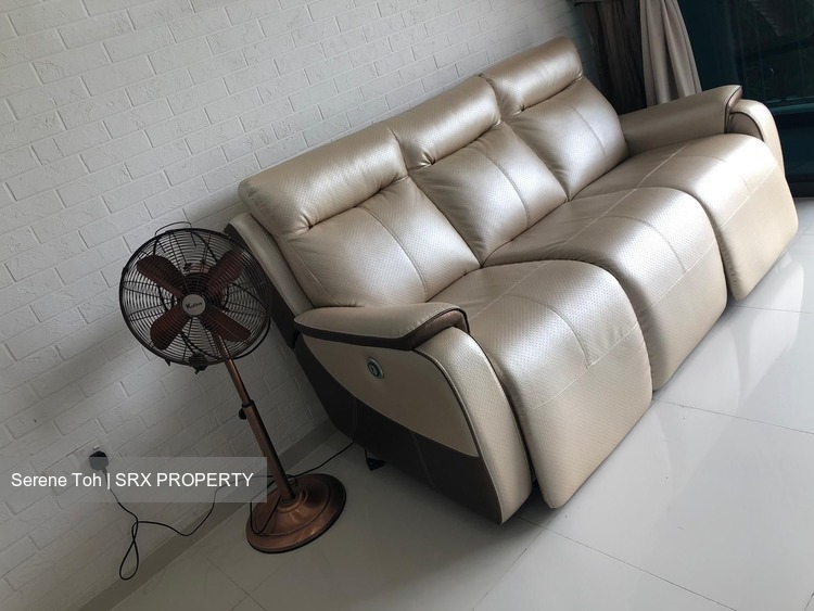 Esparina Residences (D19), Condominium #212418151